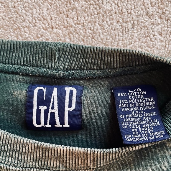 GAP Tie-Dyed Crew-Neck Sweatshirt - Picture 3 of 6